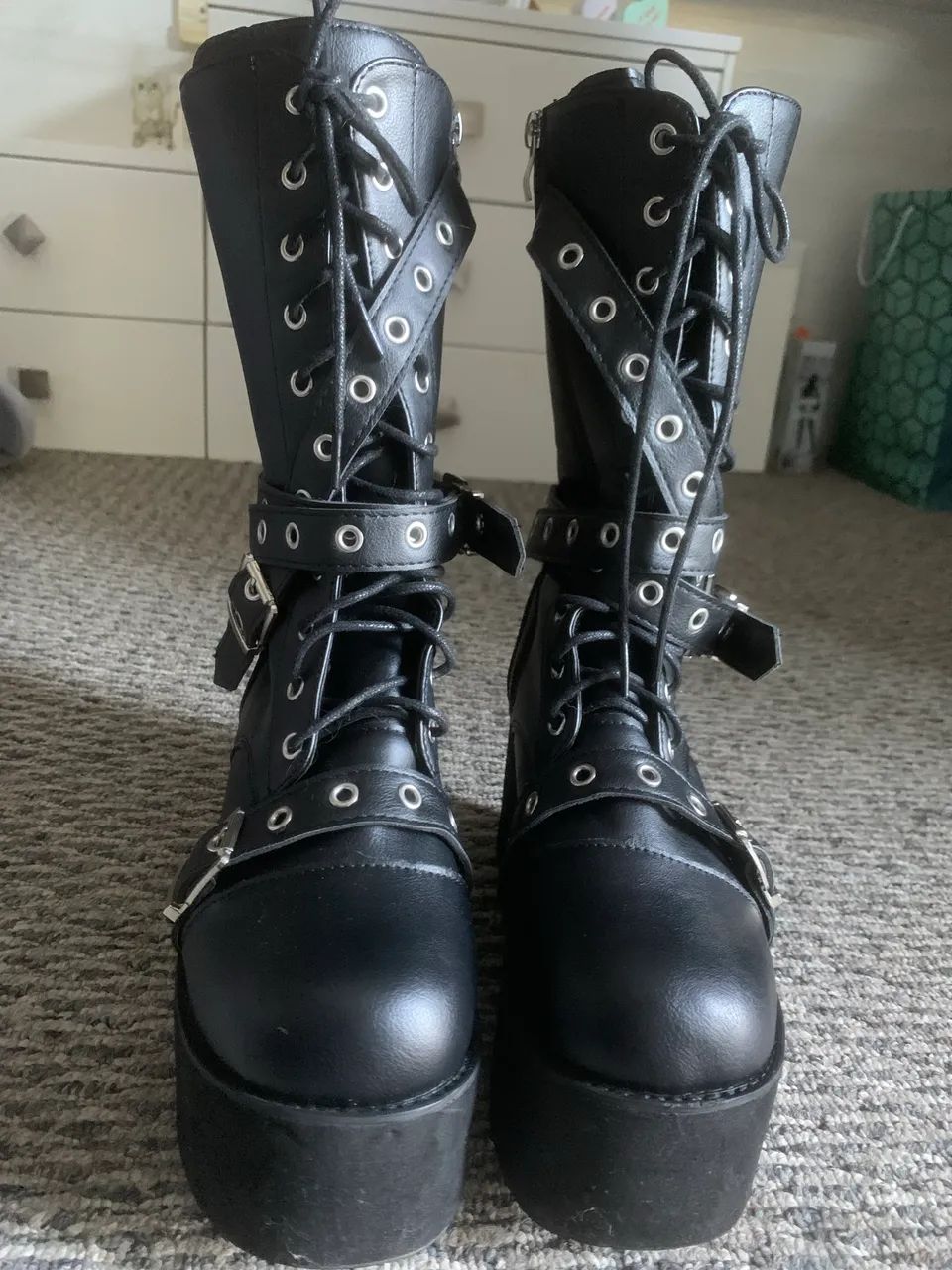 Bota demonia - Foto 2