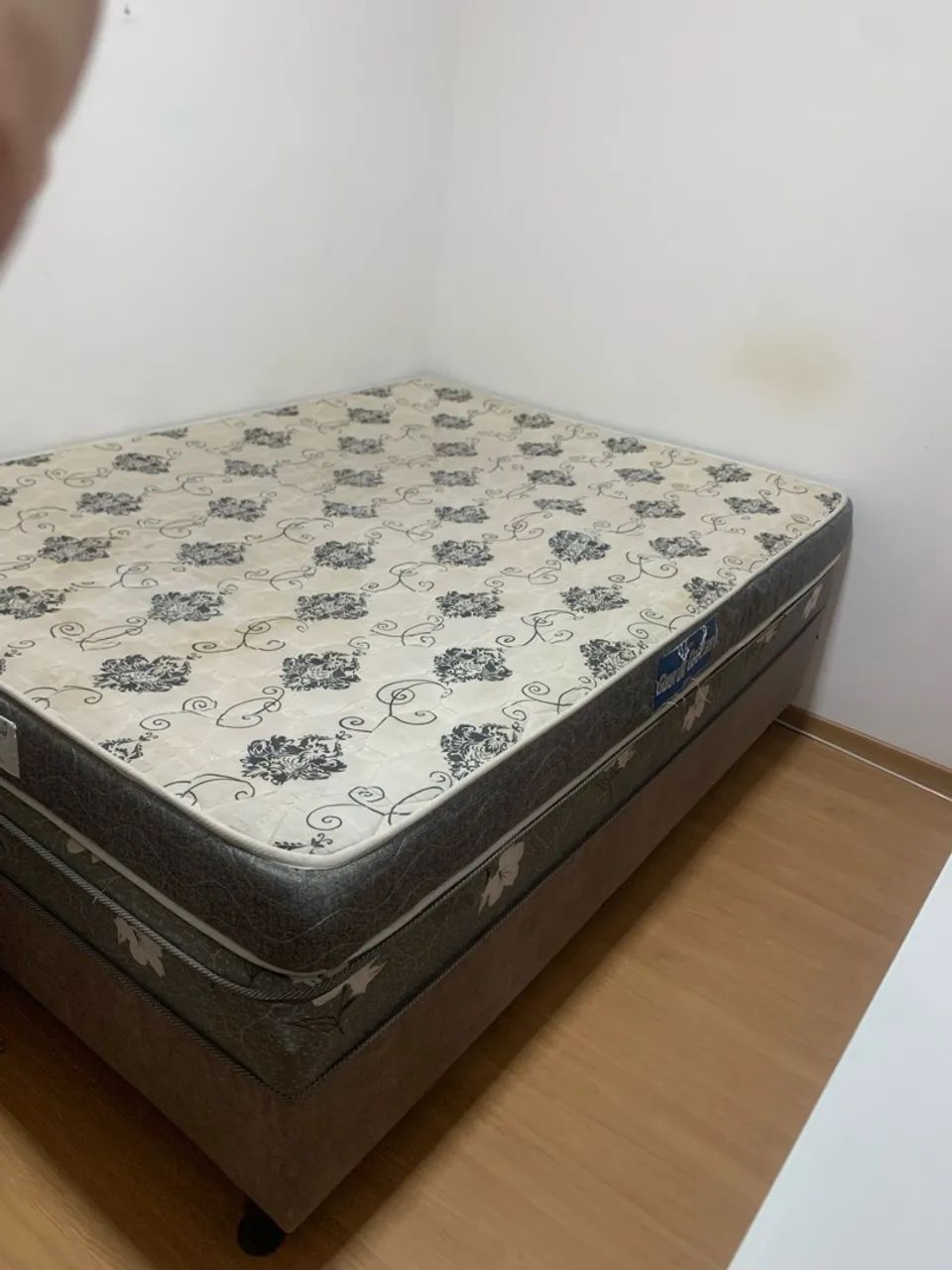 Cama box mais coxao de espuma  - Foto 2