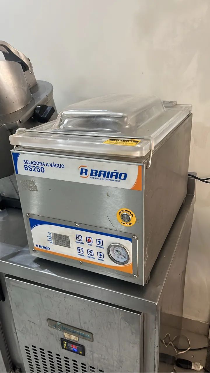 Seladora a vácuo R Baiao BS250 - Foto 2