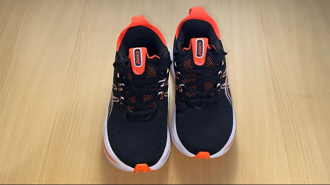Tênis Asics Gel Nimbus N28, Tamanho 36 feminino, preto / laranja