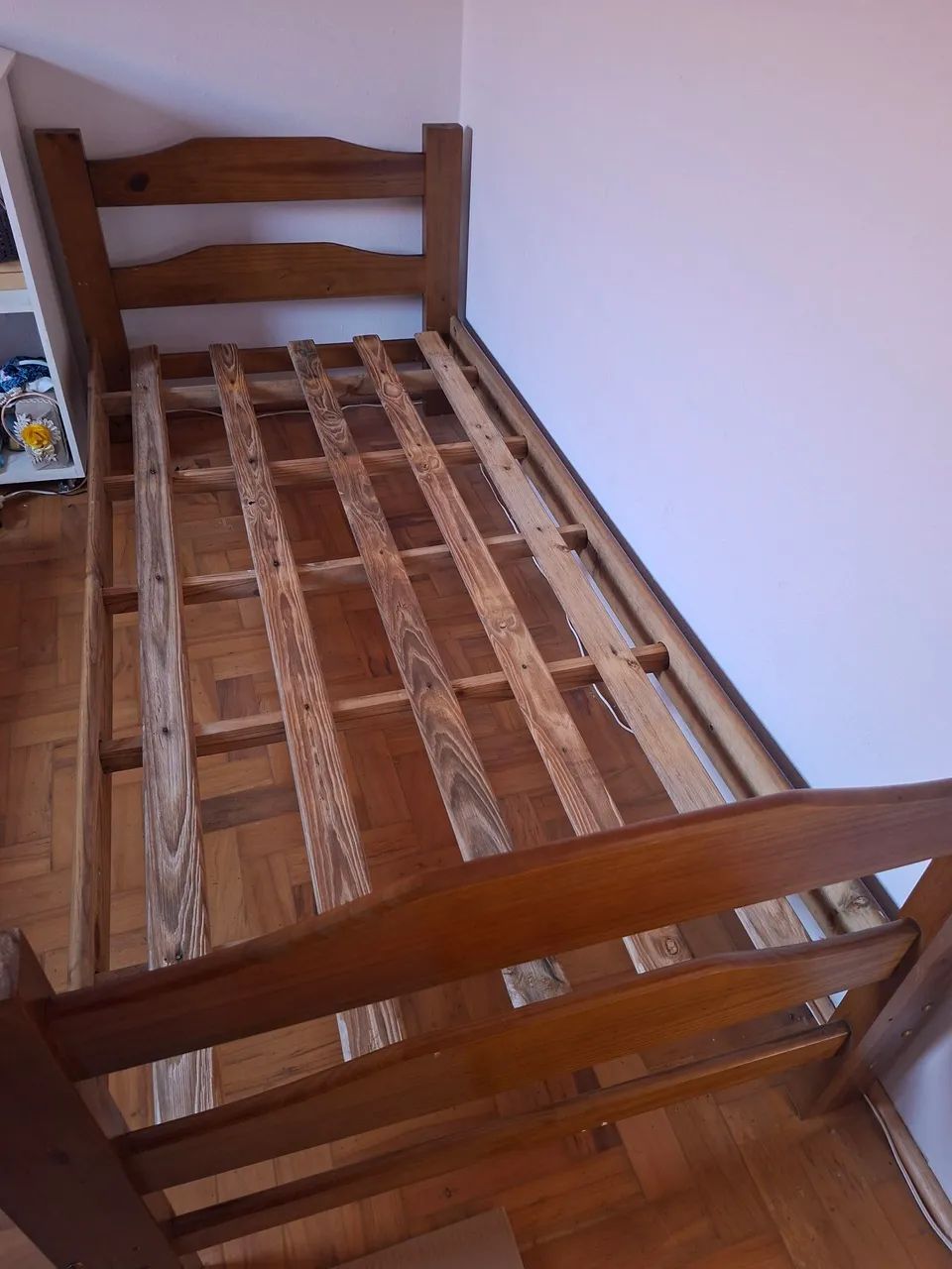 Cama baixa de solteiro com colchão  - Foto 3