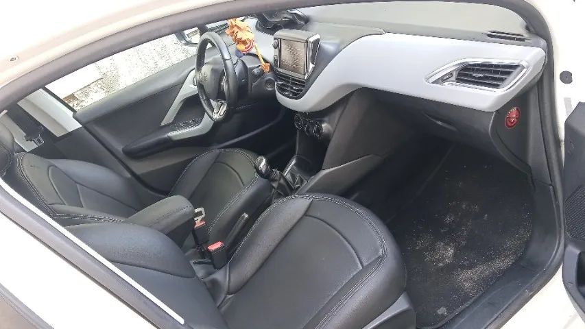 Peugeot 208 Active/active Pack 1.5 Flex 8V 5P 2014 - Foto 5