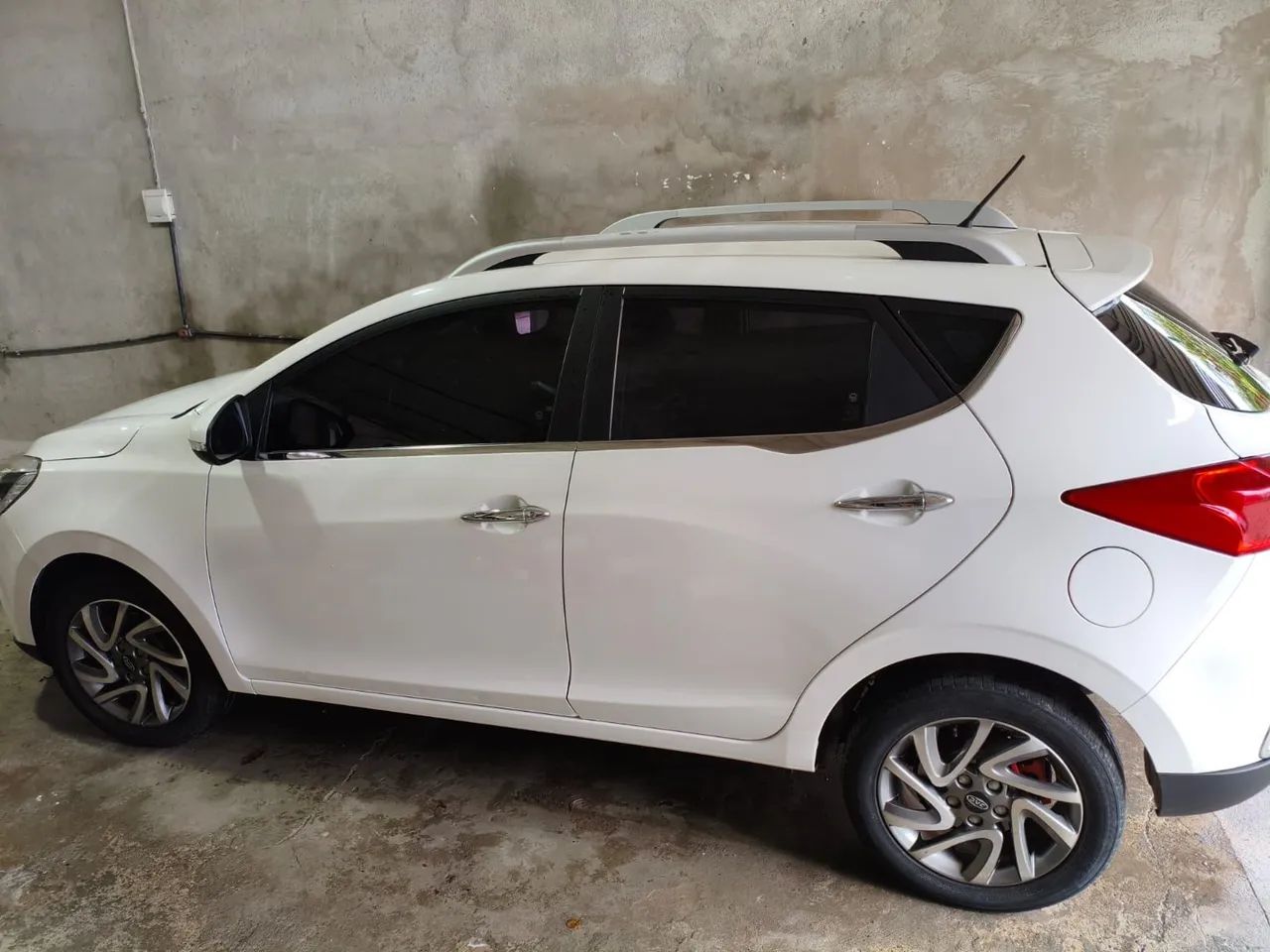 JAC T40 T40 1.6 16V 5p Aut. 2020
