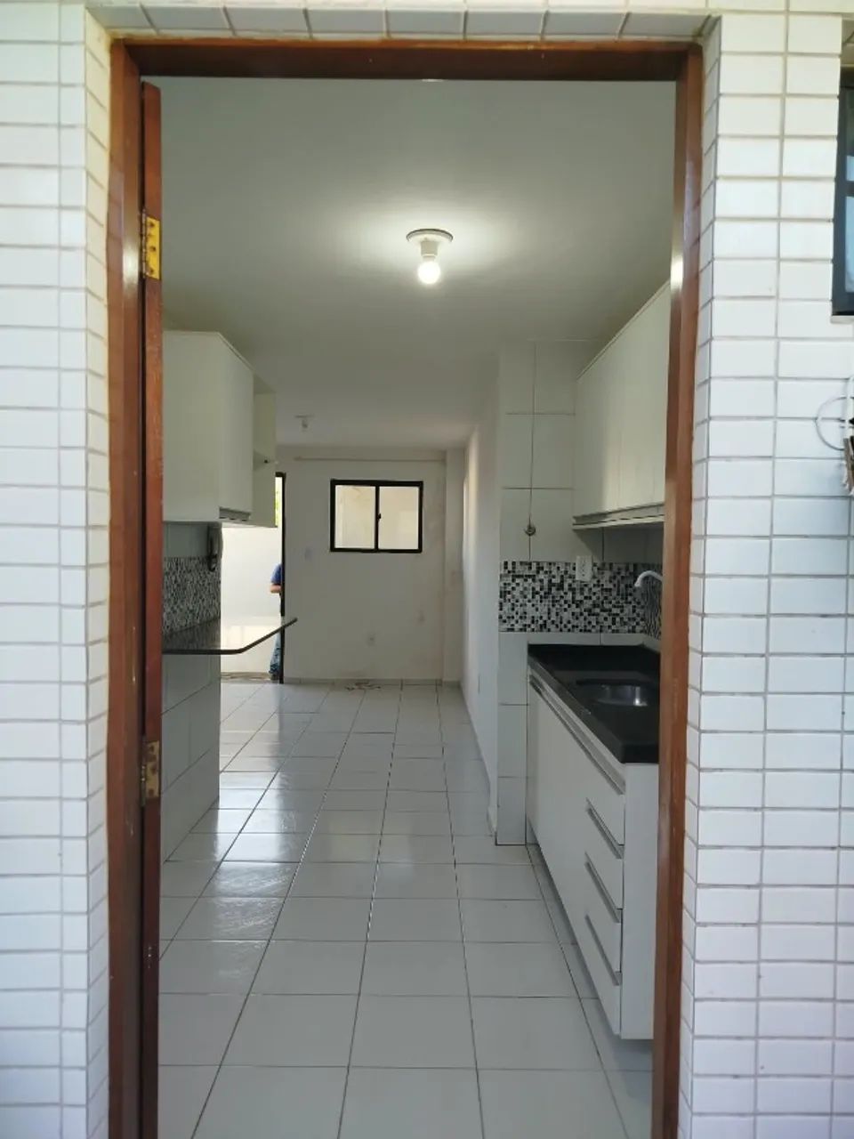 Apartamento térreo em Mangabeira, 2 quartos, 1 suíte e garagem - Foto 2
