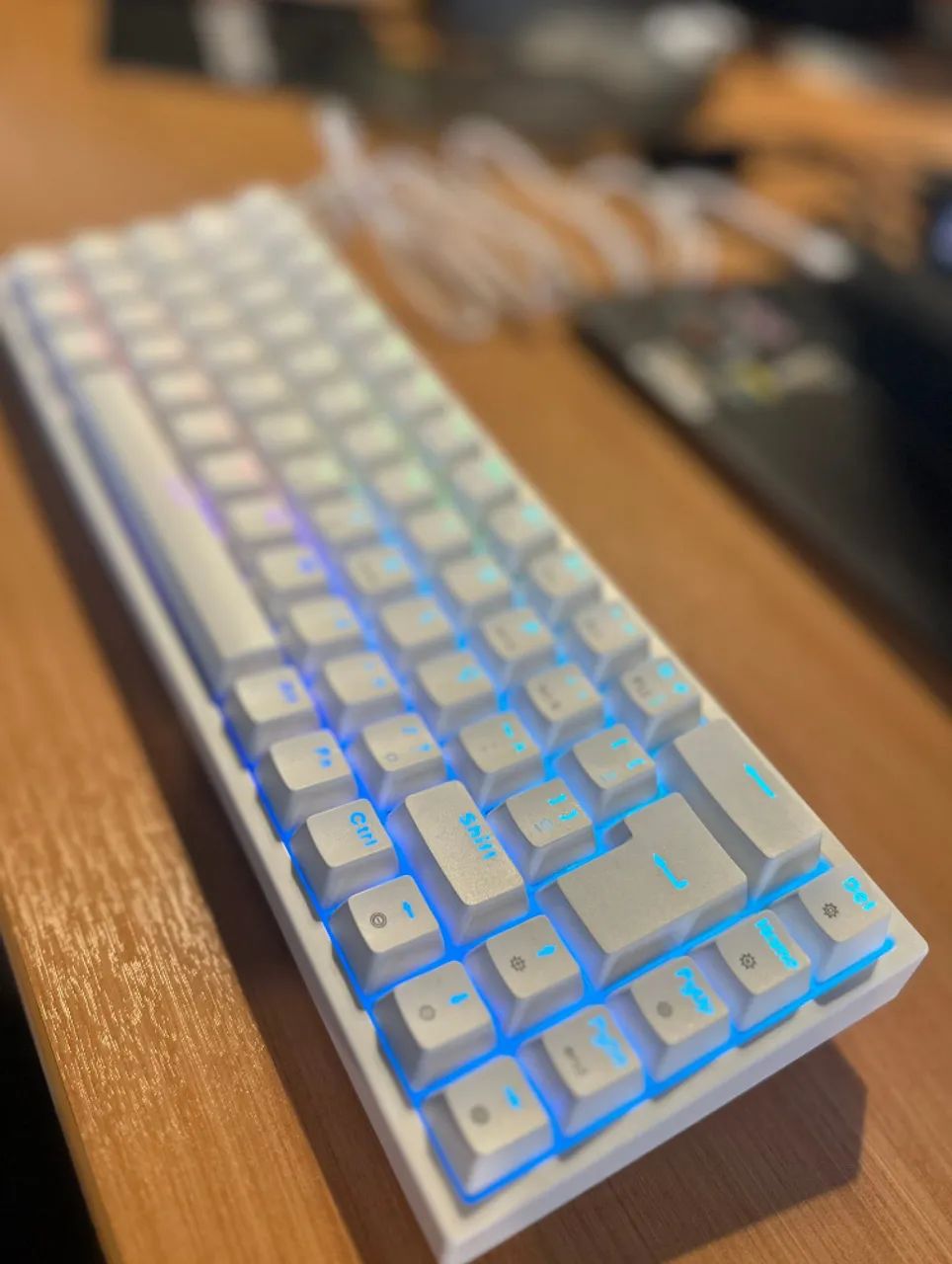Teclado Mecânico Gamer 65% abnt2 - Foto 4