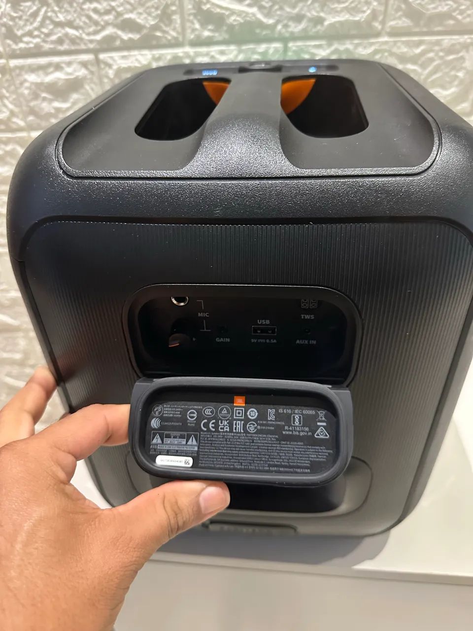 Jbl Partybox Encore Essential - Foto 2