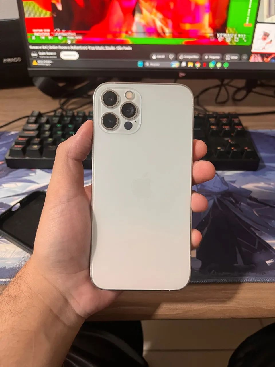 PRA HJ!! Iphone 12 Pro 128gb (detalhe)