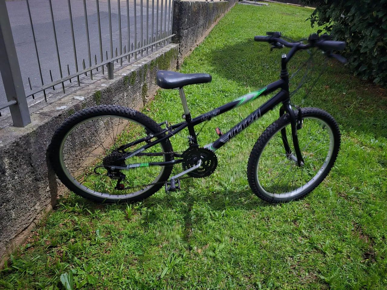 Bicicleta aro 24  - Foto 2