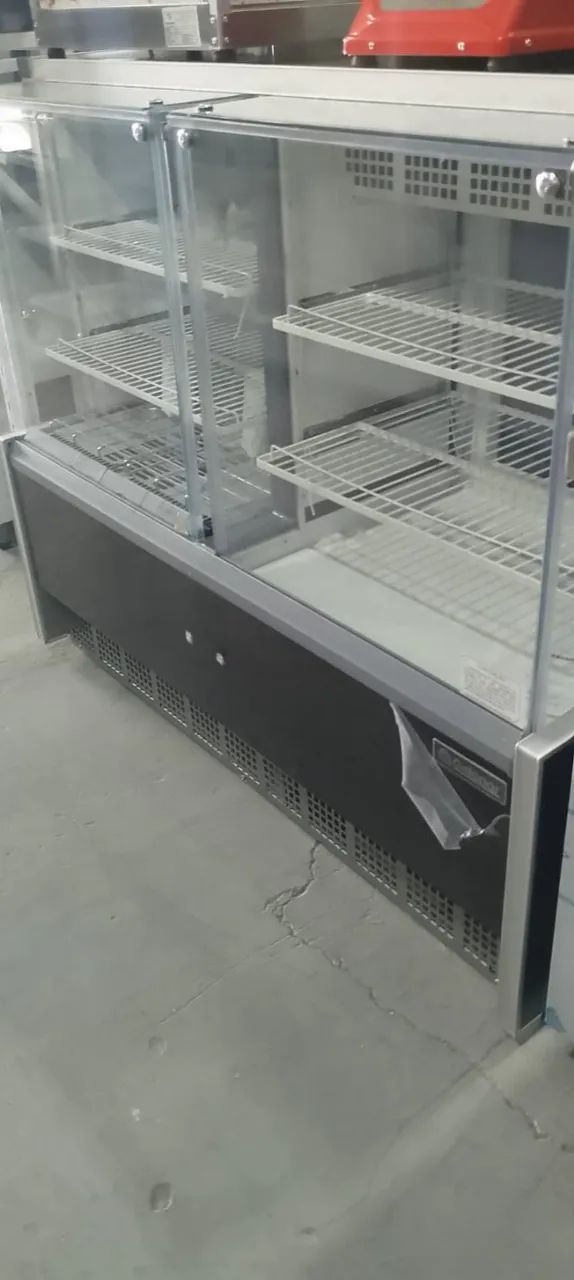 Vitrine Estufa Refrigerada Aurora Gqea140r Pr 220v Gelopar