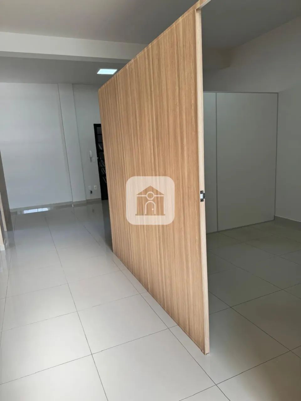 Sala comercial para venda e locação no bairro Centro - Foto 4