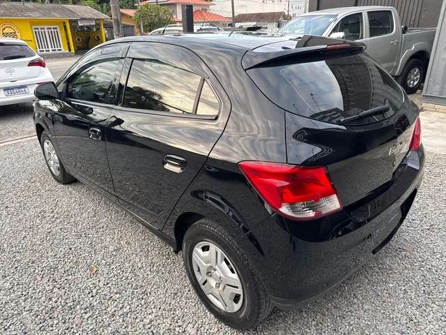 Chevrolet Onix Hatch LT 1.0 8V Flex Power Mec. 4P 2013 - Foto 5