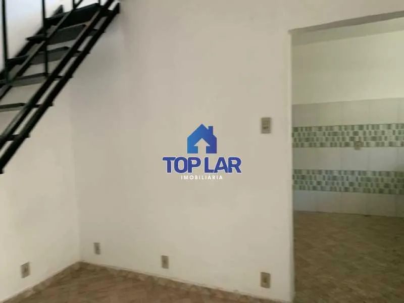 Casa em pequena vila de 2 quartos na Penha - Foto 3