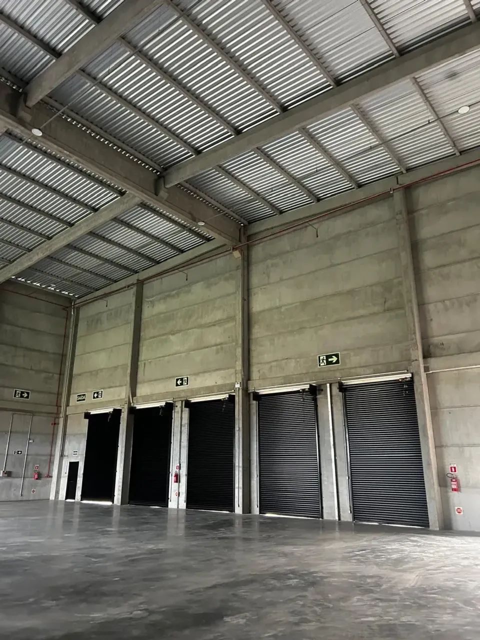 Galpões de 680 m2 Navegantes Bairro Volta Grande