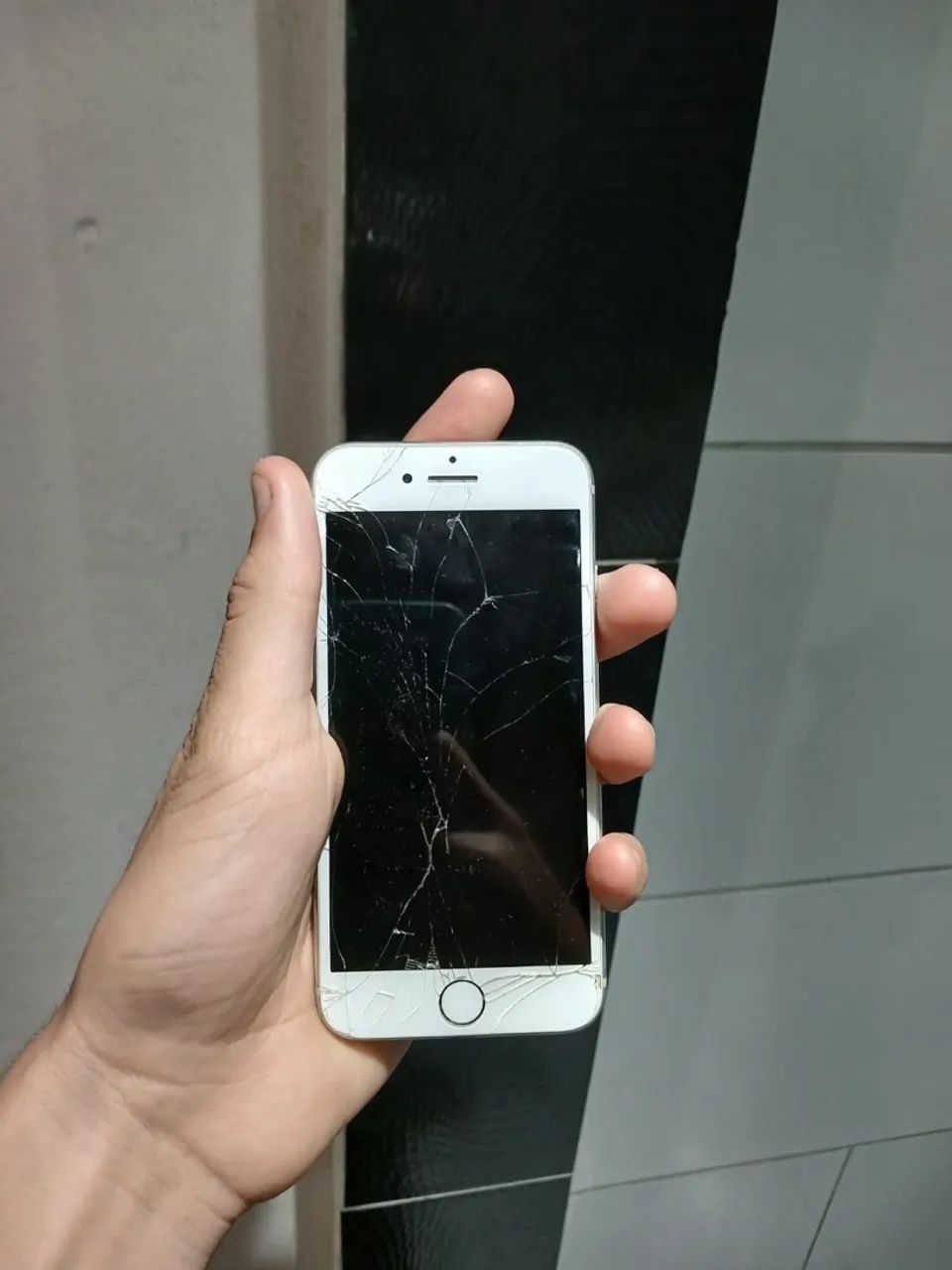 Vendo e troco iPhone 8  - Foto 5