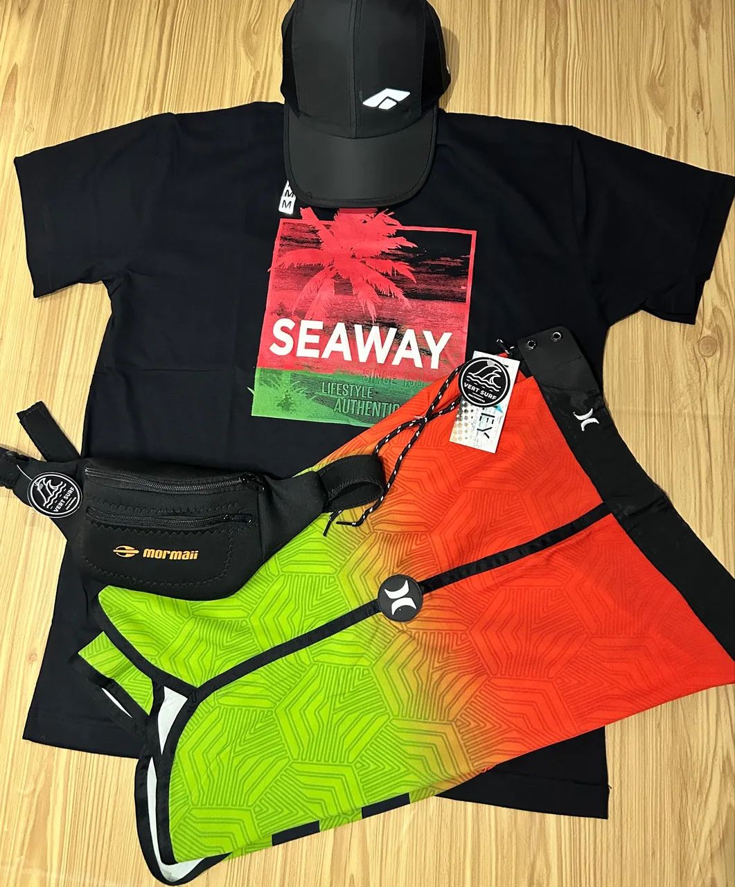 Roupas e acessórios multimarcas