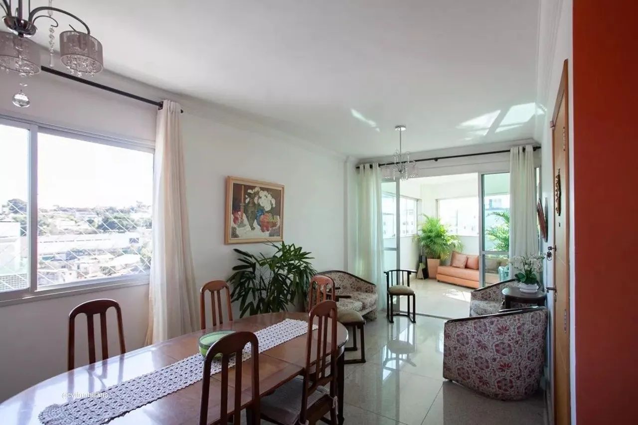 Apartamento com 04 quartos à venda, 121m²