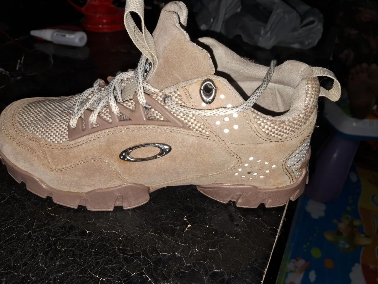 Tênis bota da marca Oakley - Foto 2