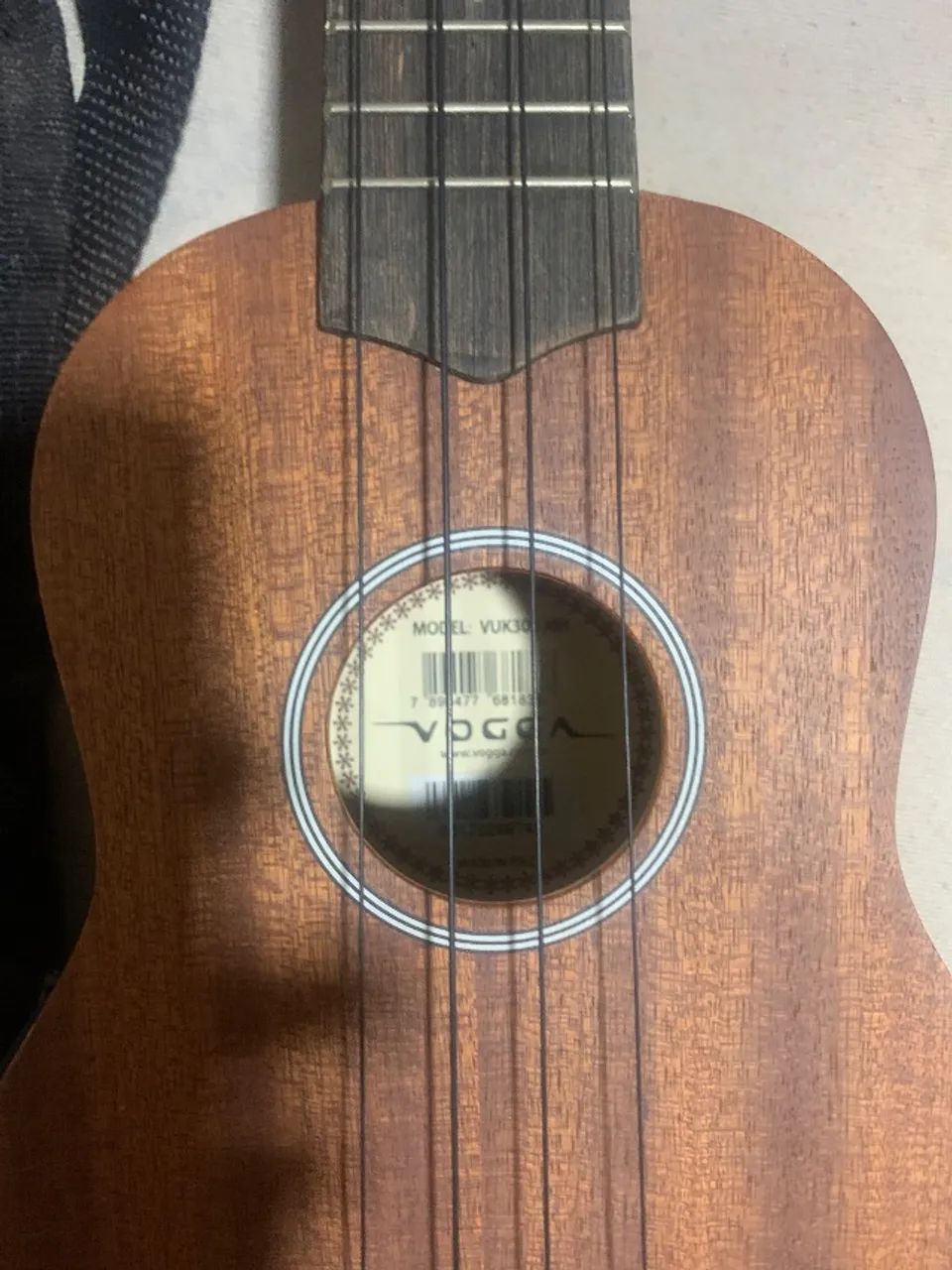 Ukulele elétrico 