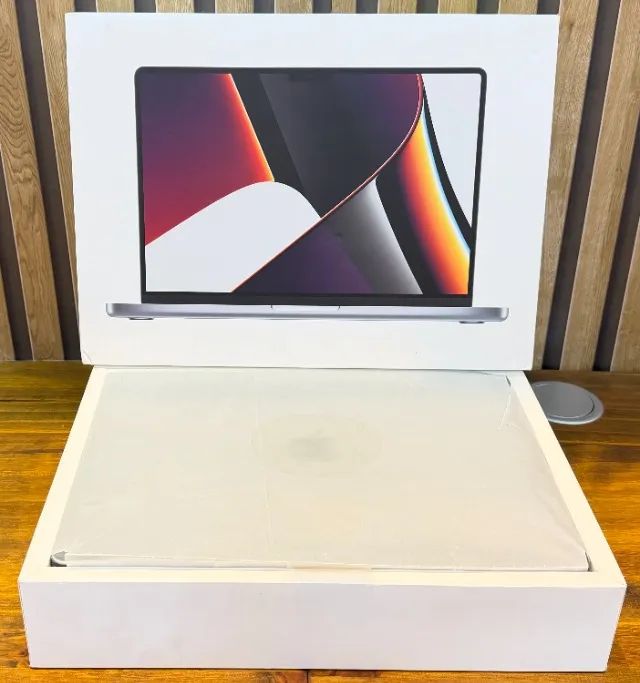 Macbook PRO A2442 14.2 Polegadas M1 Pro Mem 16gb Ssd 512 Bateria 93% na Caixa - Foto 2