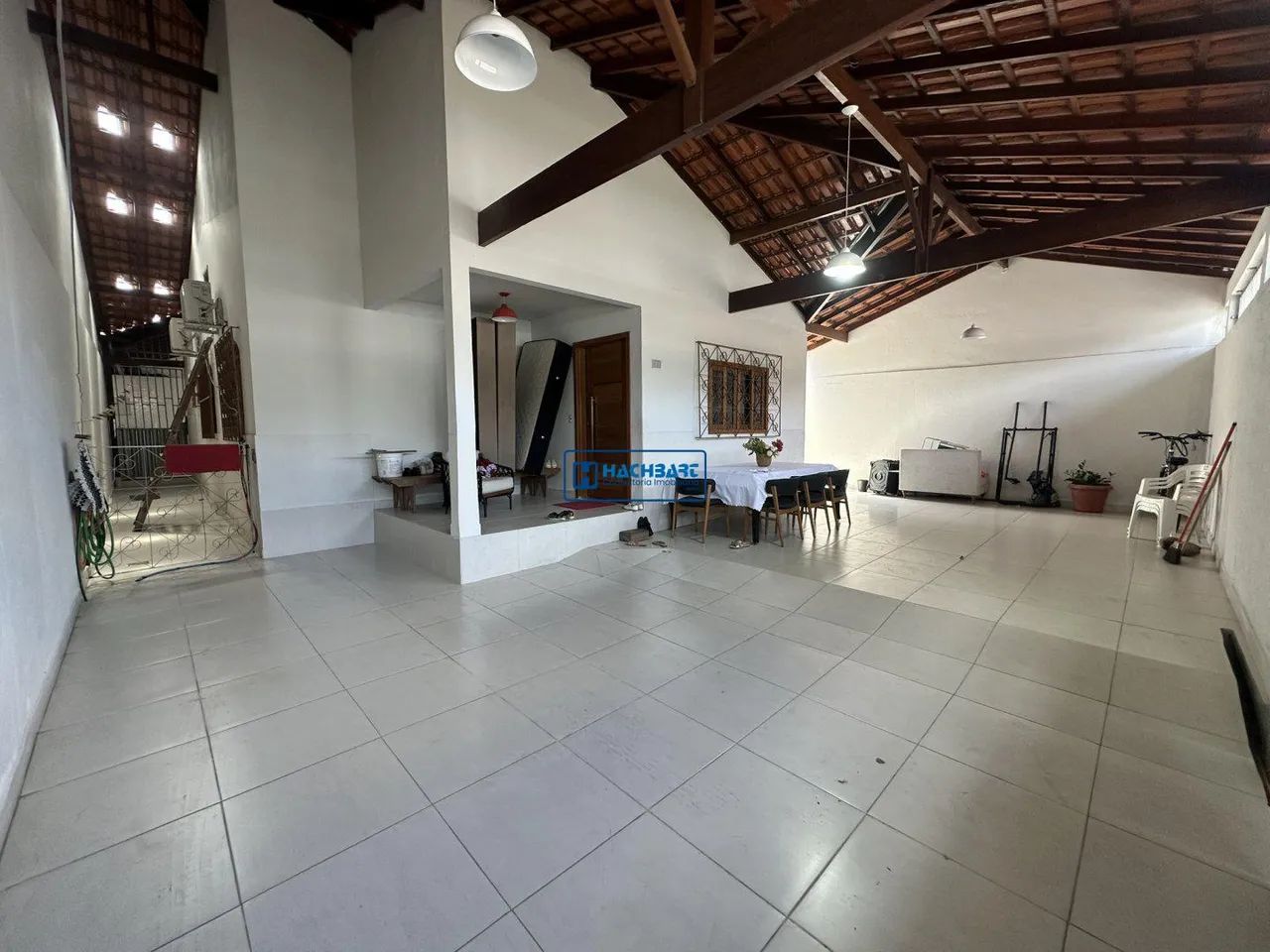 Casa à Venda com 4 quartos em Porto Canoa - Serra - ES REF: CA1240