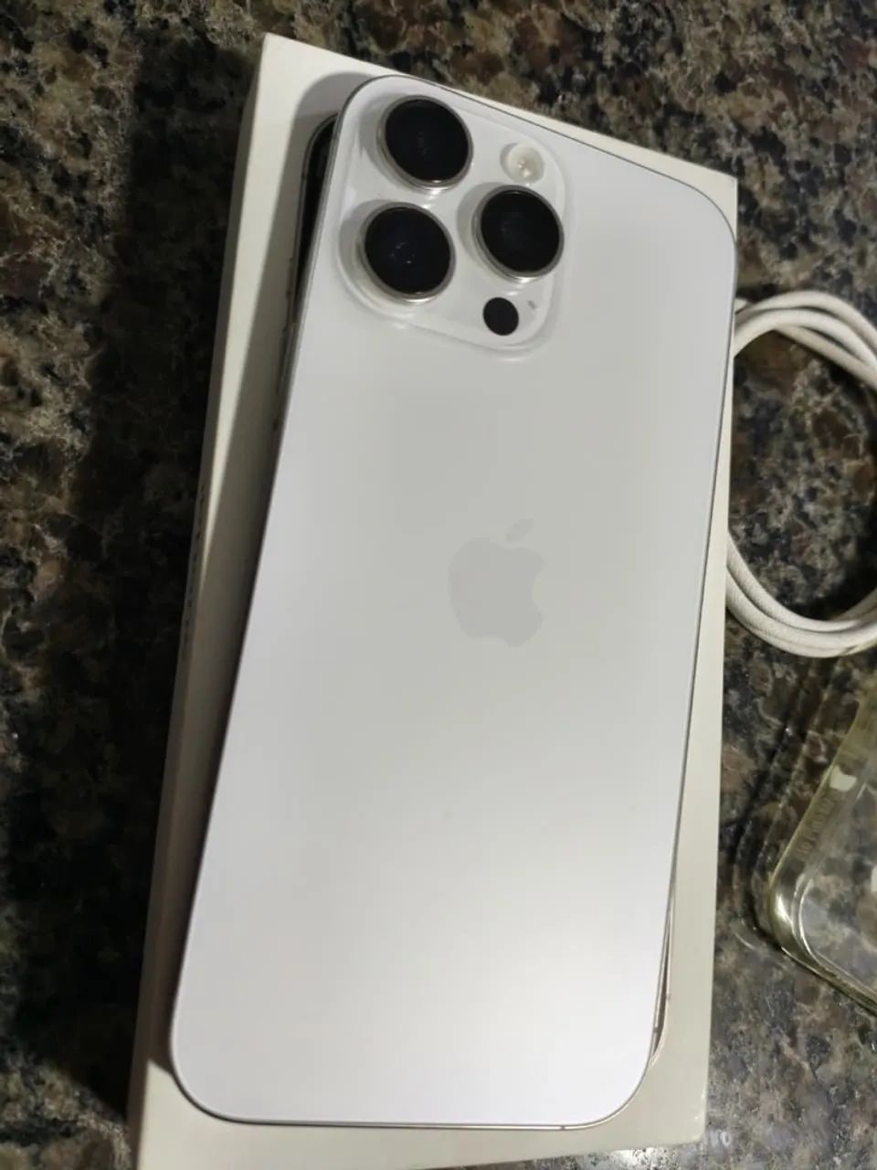 iPhone 16 Pro Max 256GB - Foto 2
