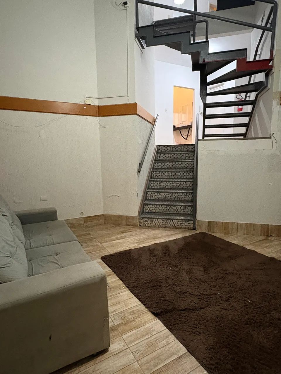  QUARTO INDIVIDUAL  PARA ALUGAR R$ 1.200   - Foto 2
