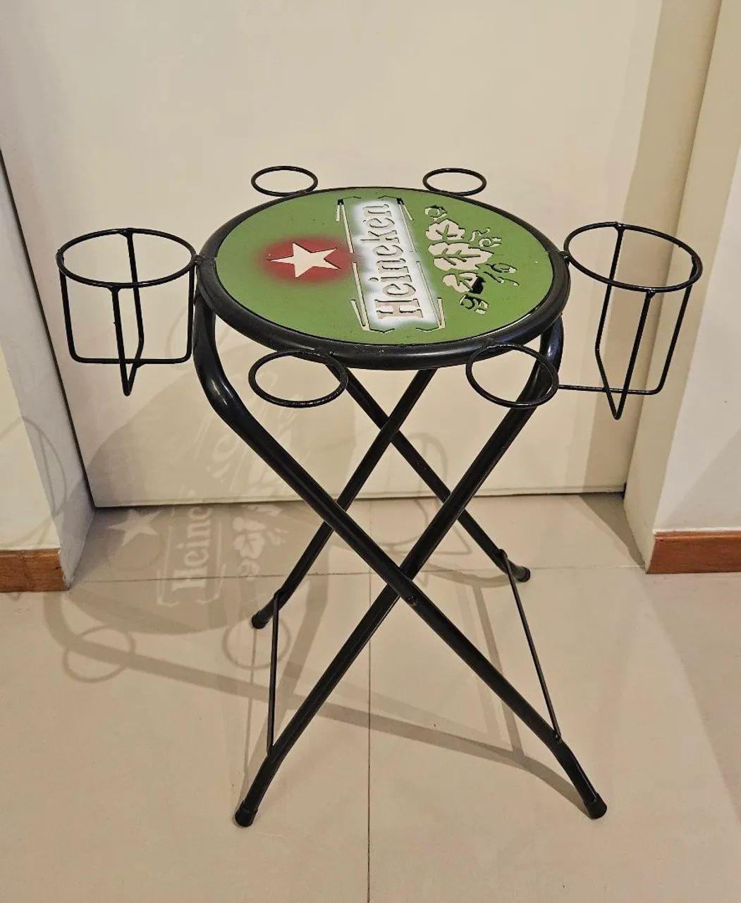 Mesa de ferro dobrável