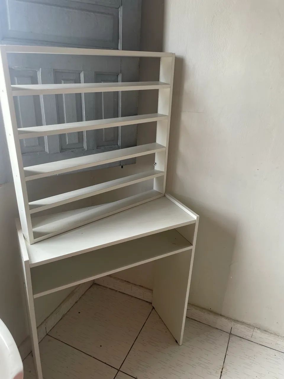 Mesinha de unha com espositor 