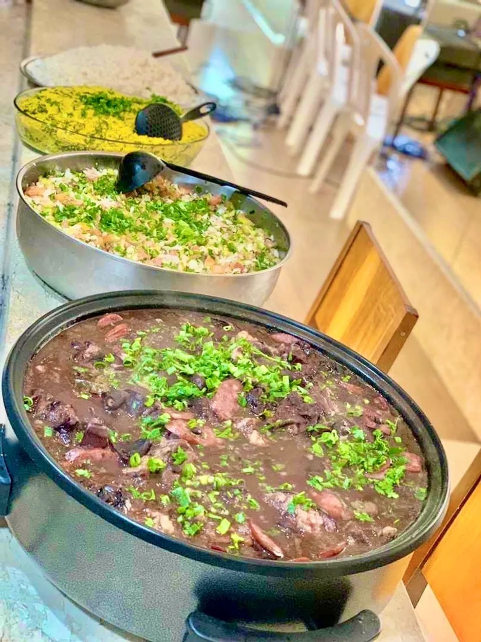 CHURRASQUEIRO E COZINHEIRO  - Foto 2
