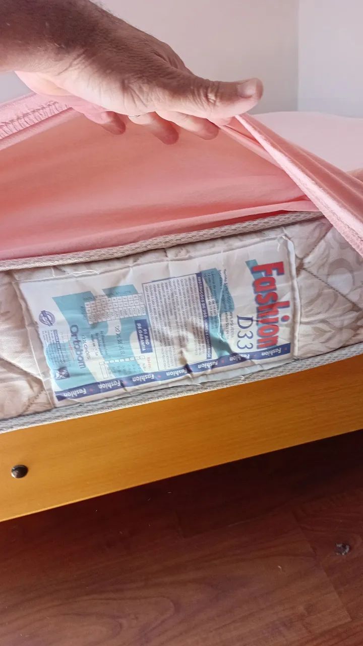 Cama de solteiro com colchão  - Foto 2