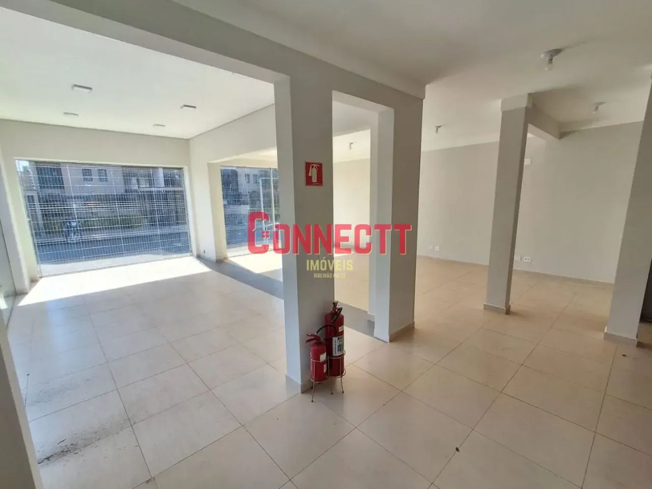 SALÃO COMERCIAL DE 352M² NO BAIRRO VILA TIBERIO - Foto 4