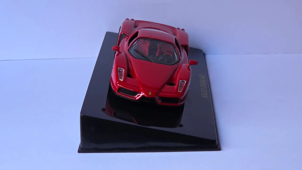 Miniatura IXO Ferrari Enzo 1:43 Ferrari Collection - Hobbies e