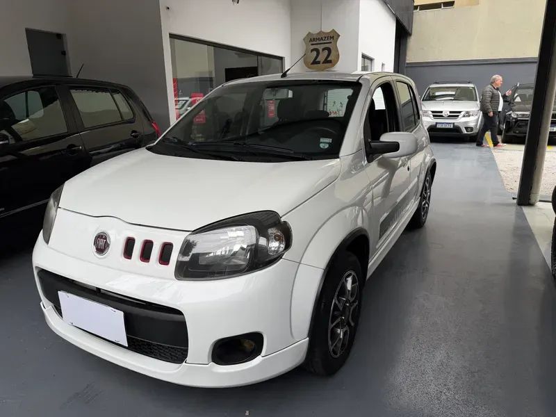 Fiat Uno Sporting 1.4 EVO Fire Flex 8V 4P 2013