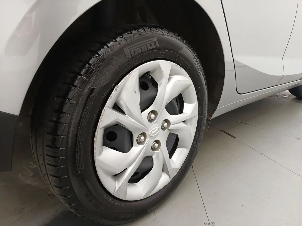 Hyundai HB20 Comfort 1.0 Flex 12V Mec., foto 14 de 18