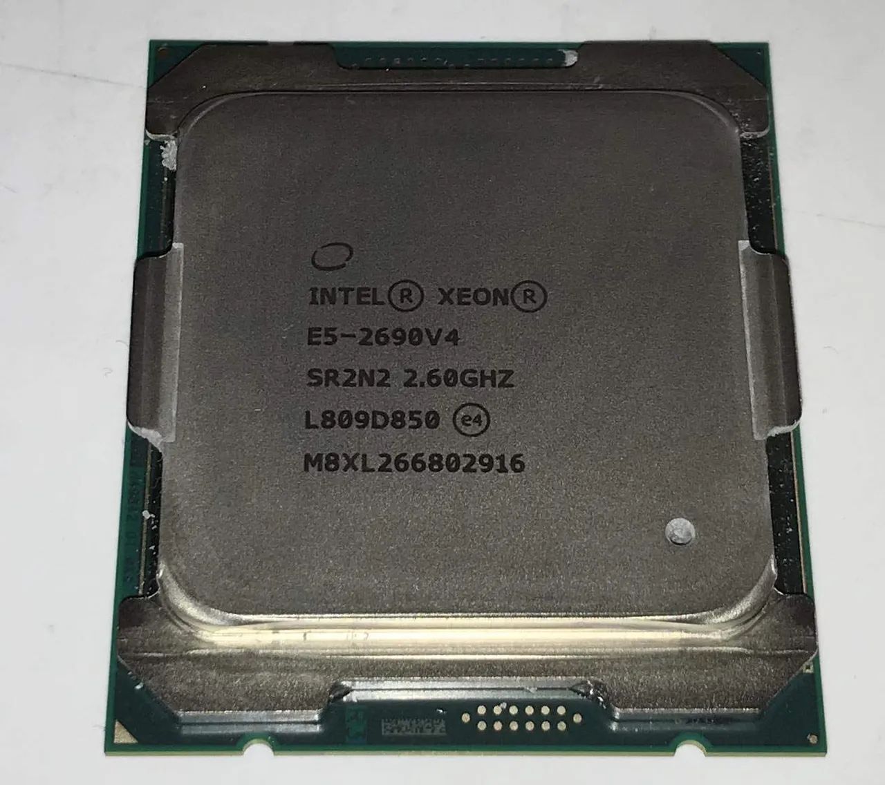 Intel Xeon E5-2690 v4  - Foto 2