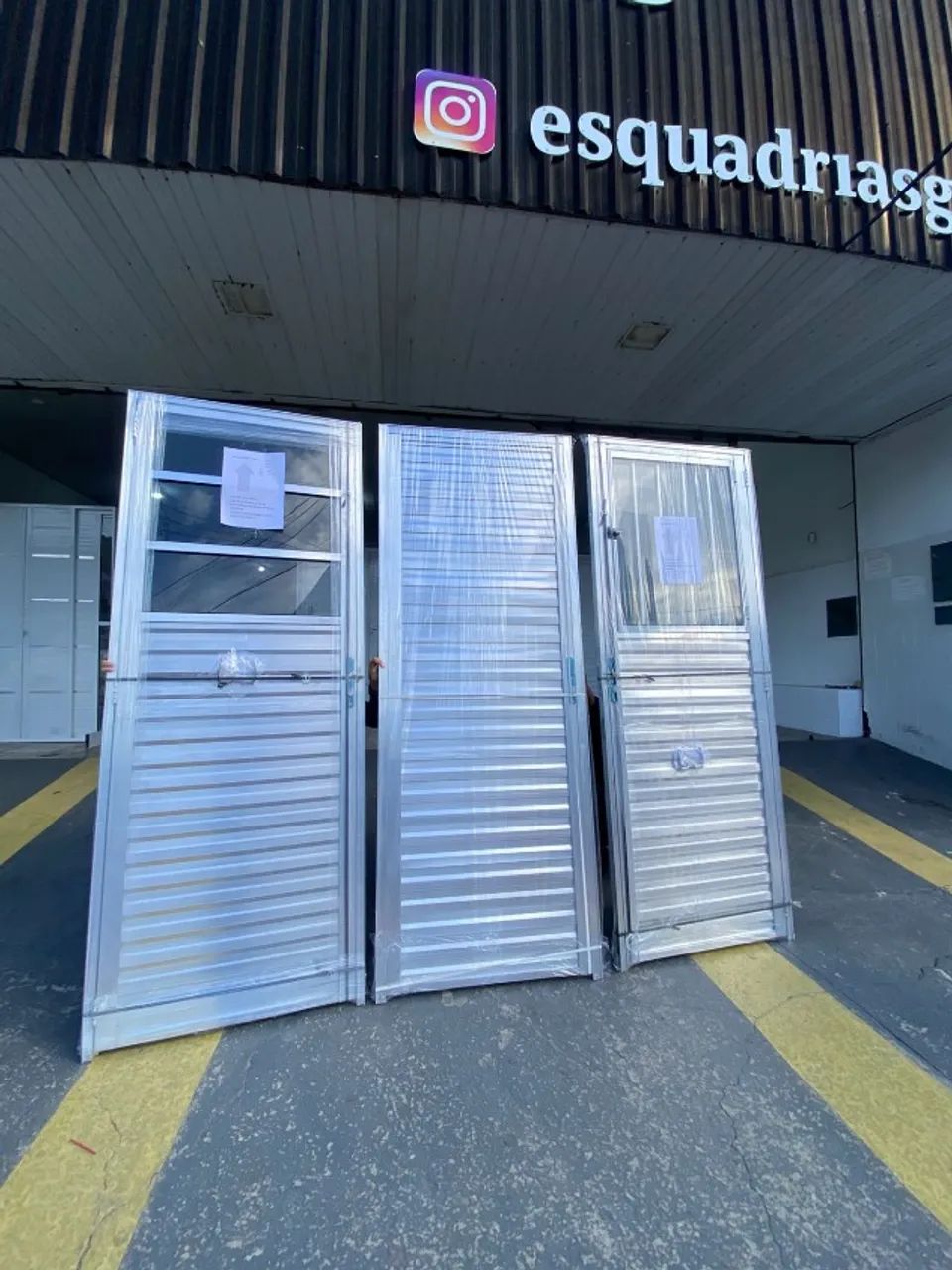 PORTAS DE ALÚMINIO 2.10X60,70 E 80CM - PROMOÇÃO ÚNICA - Foto 3