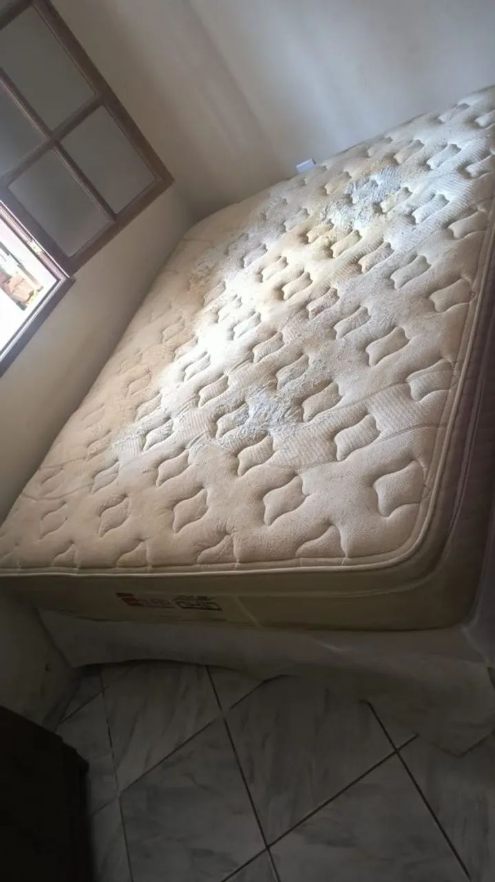 Cama Queen ( usada )