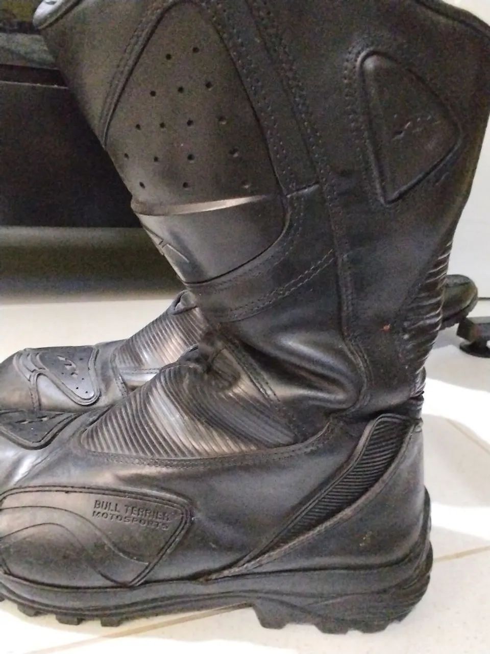 Botas em perfeito estado de uso - Foto 3