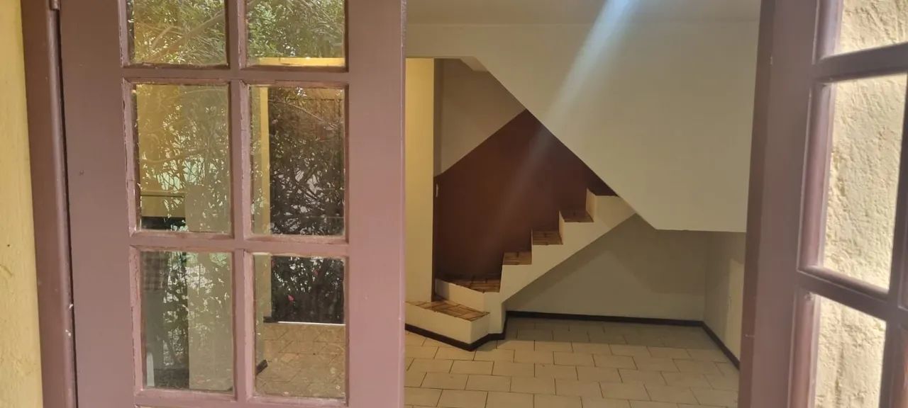 Casa bem localizada  - Foto 4