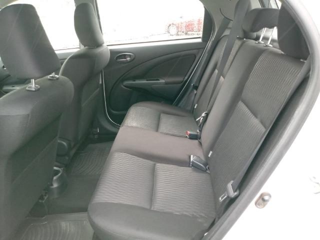 Etios XS 2018 - Foto 13