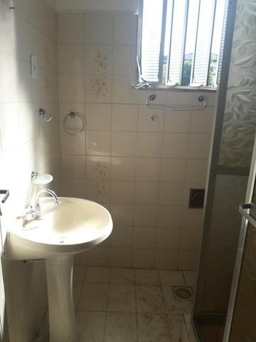 Vende aptº 2/4 com varanda na Vila da Penha - Foto 13