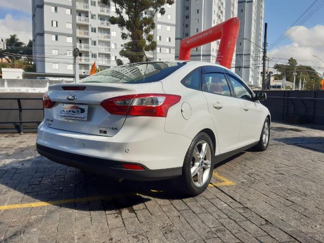 Ford Focus 2015 Automático Top !! - Foto 5