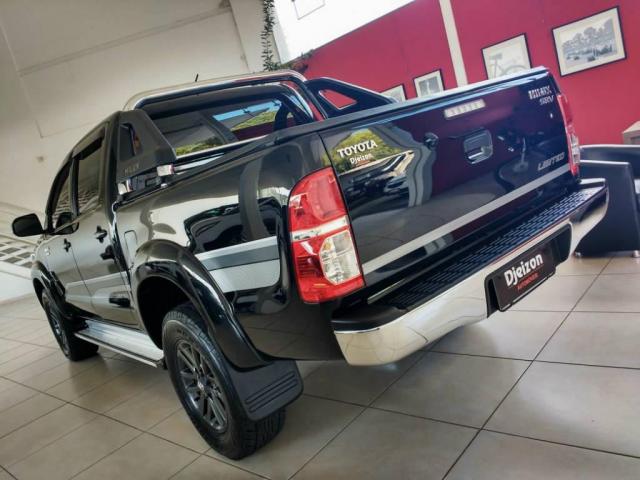Toyota Hilux LIMITED CD 3.0 4X4 DIESEL AUTOMÁTICA - Foto 3