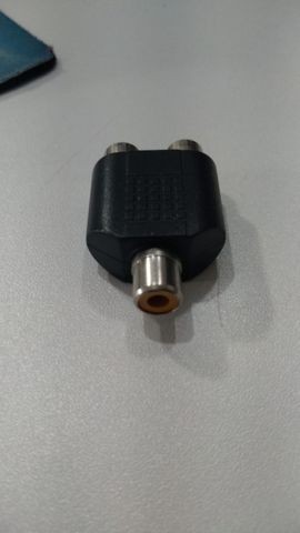 Plug Adaptador 2 Rca F para 1 Rca duplo rca