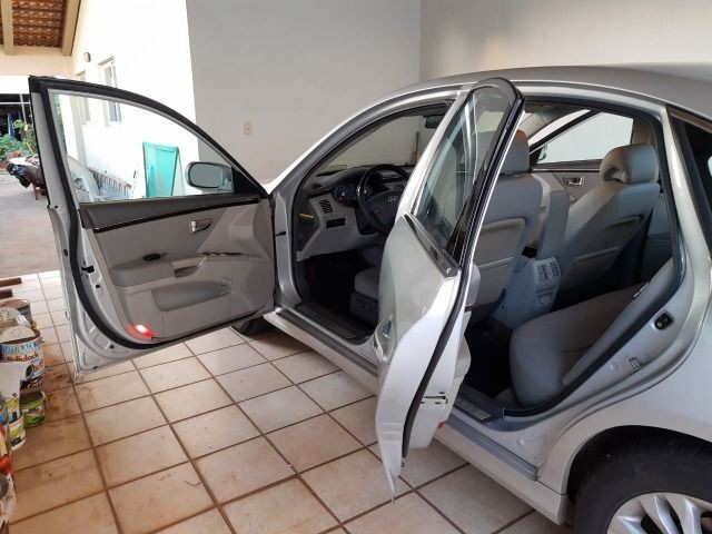 Hyundai Azera 3.3 V6 - Foto 5