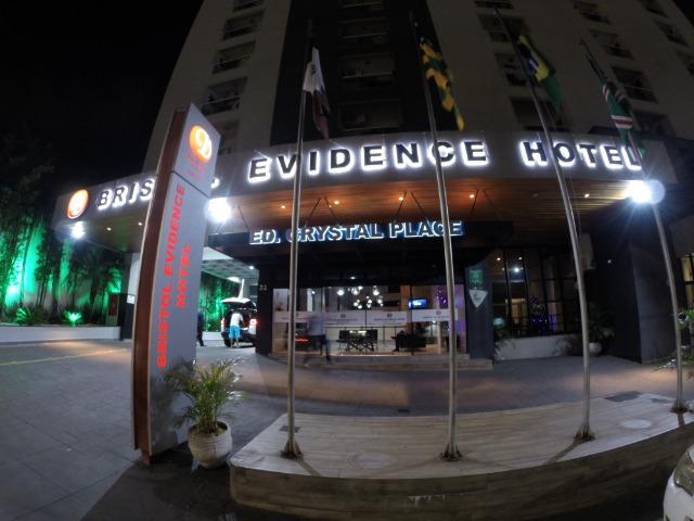 Flat em Goiânia - Prédio de Hotel (Bristol Evidence)