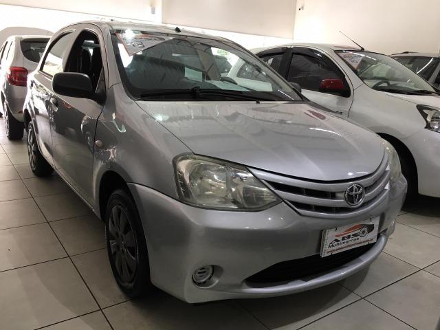 Rafael ortelan - Etios HB X - 2013 "Impecável"
