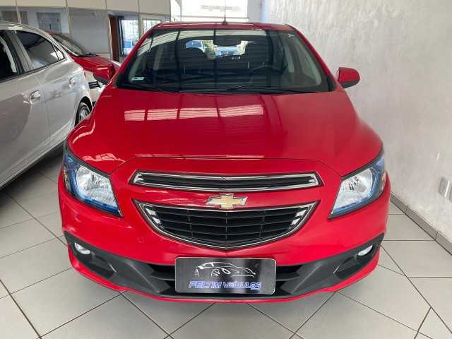 Onix 1.4 LTZ 2016 automático, segundo dono - Foto 2