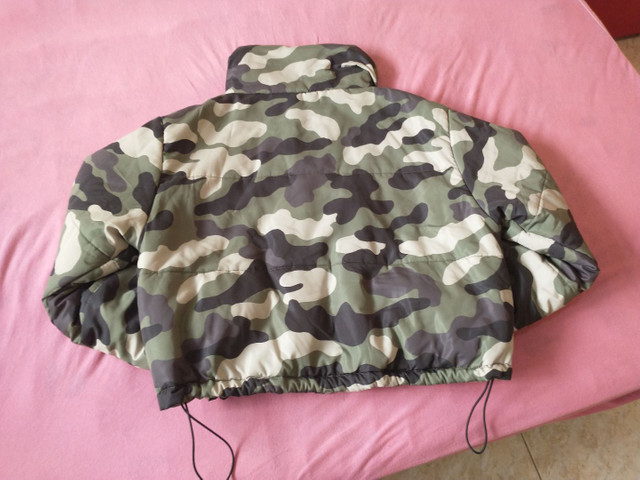 casaco camuflado feminino forever 21