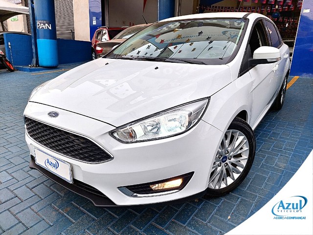 FORD FOCUS 2.0 SE FASTBACK 16V FLEX 4P POWERSHIFT